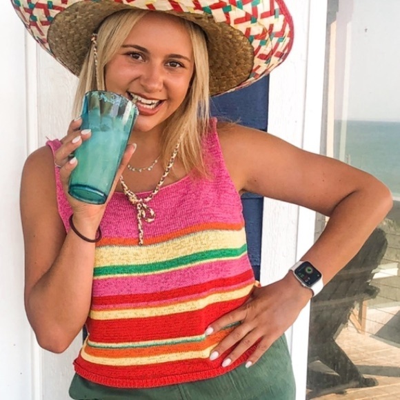 3/$25 🙌🏼 Segrets Vintage Knit Striped Tank Top Medium - Picture 2 of 6